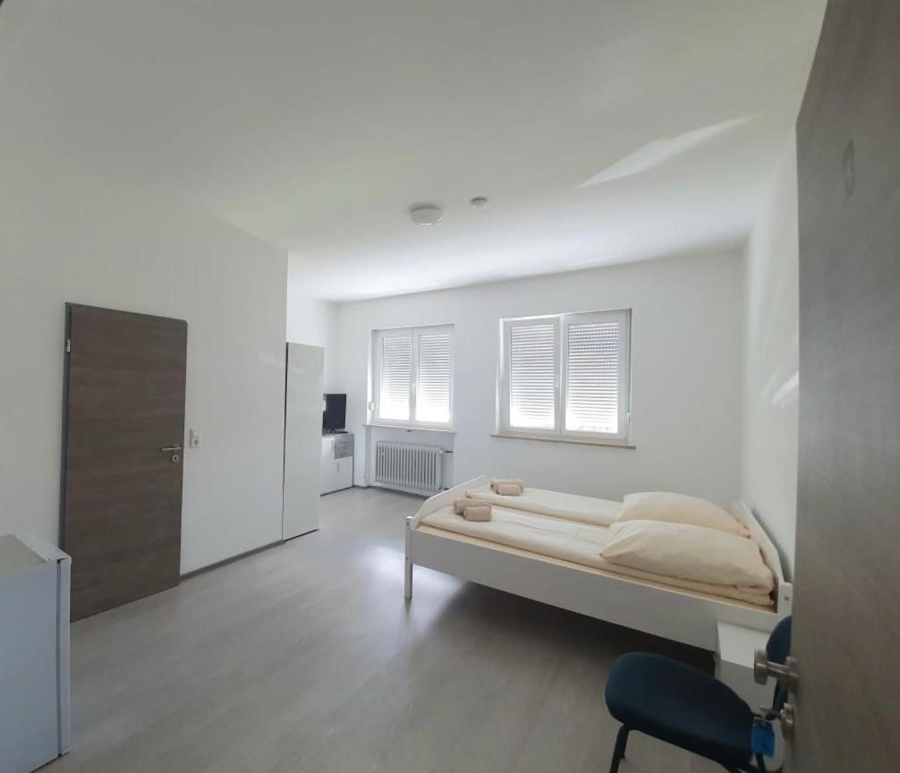 Unterkunfte Bora Gmbh Gaimersheim Bagian luar foto