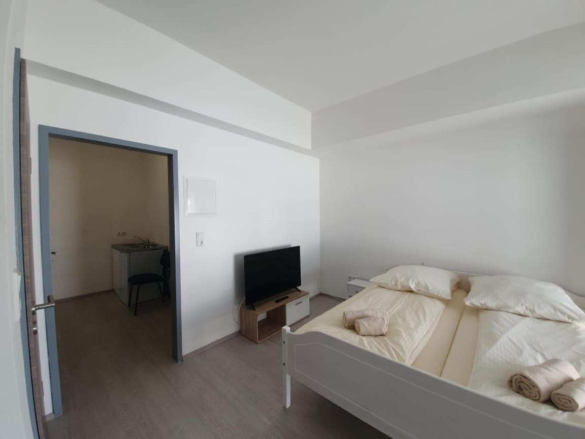 Unterkunfte Bora Gmbh Gaimersheim Bagian luar foto