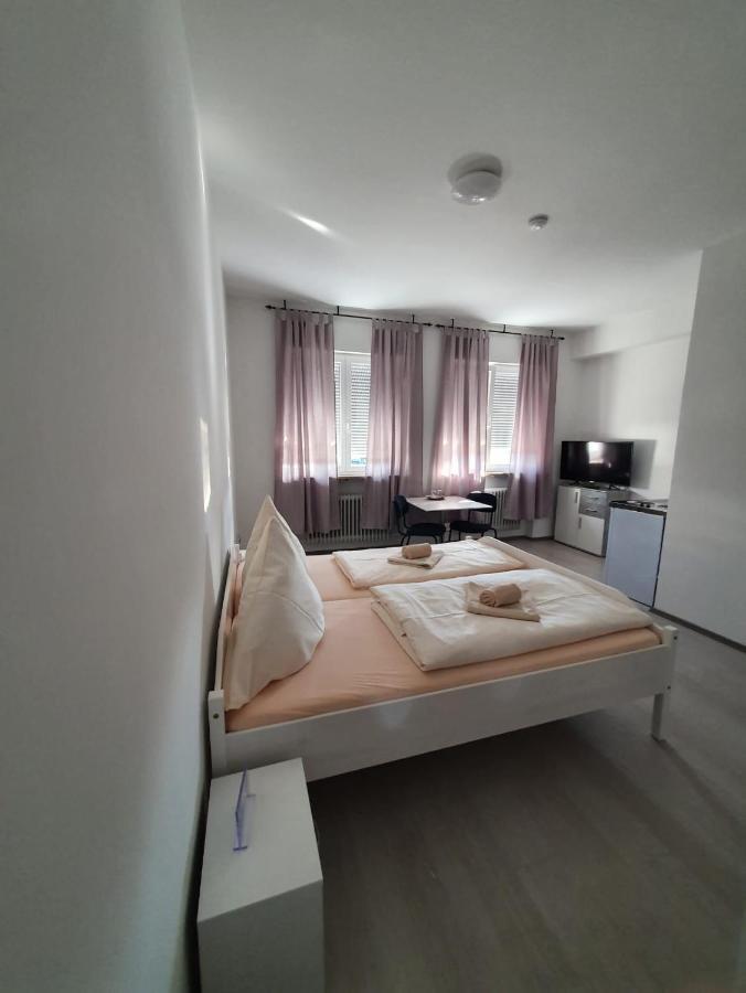 Unterkunfte Bora Gmbh Gaimersheim Bagian luar foto
