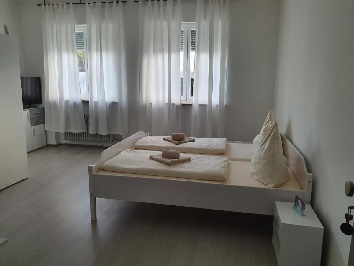 Unterkunfte Bora Gmbh Gaimersheim Bagian luar foto